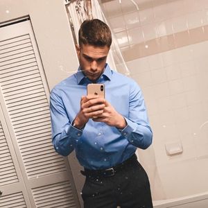 Meet your Posher, Wesley